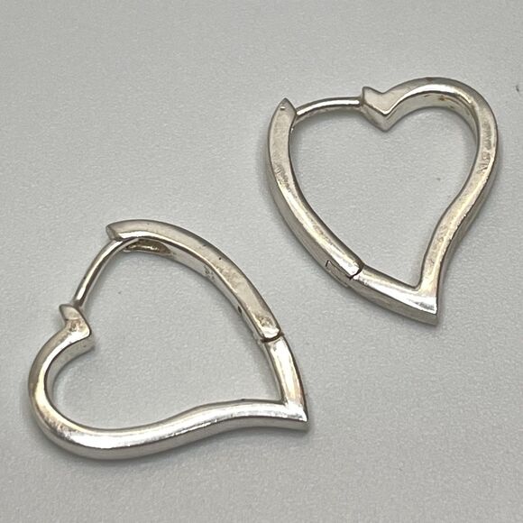 Stunning 925 Sterling Silver Heart Hoop Earrings Boho Love Statement Classic - Picture 3 of 7